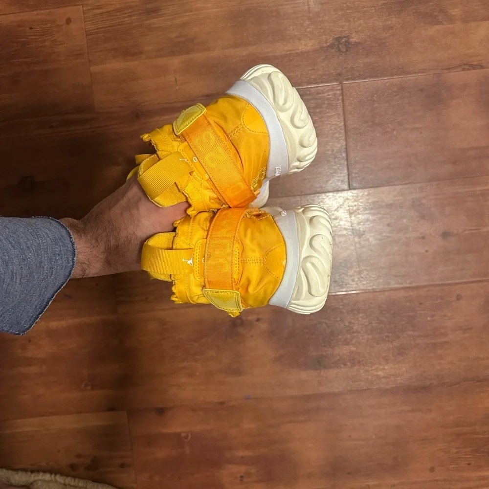 Nike Yellow High-Top Athletic Sneakers - Picture 4 of 4
